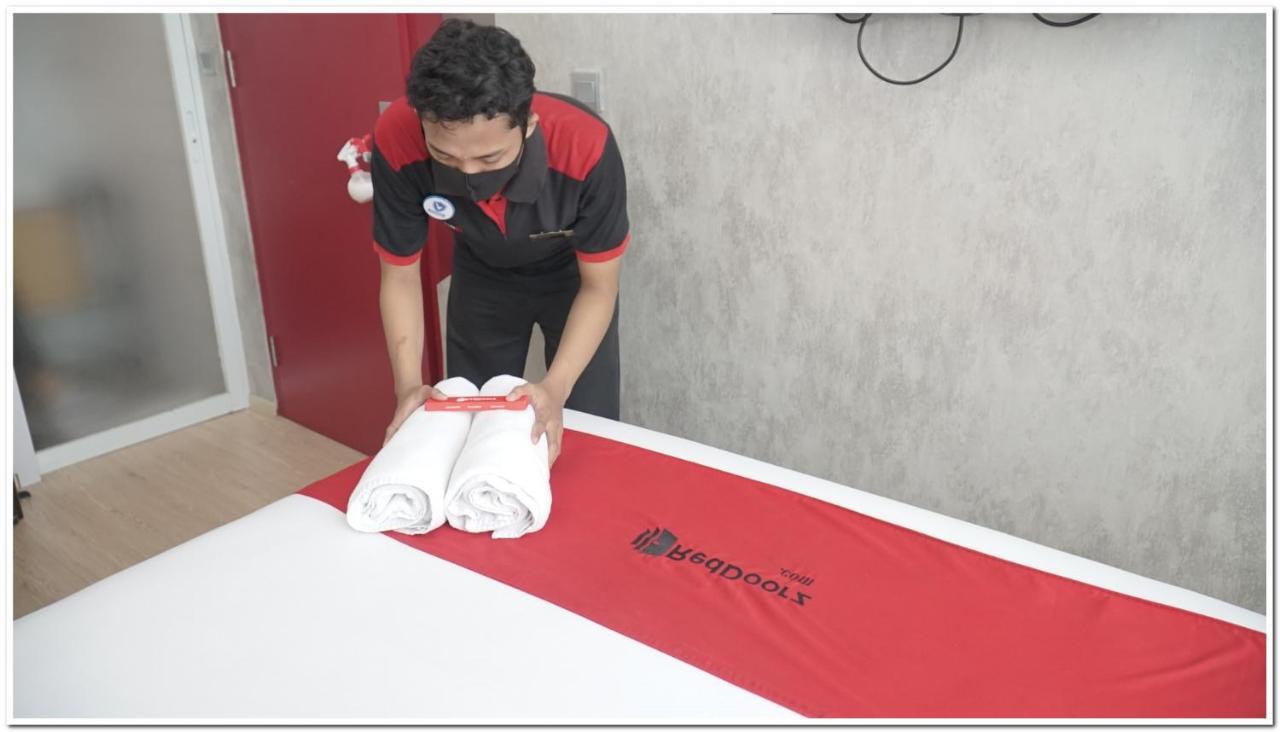 Reddoorz Plus @ Hotel Star 88 Tugu Luaran gambar