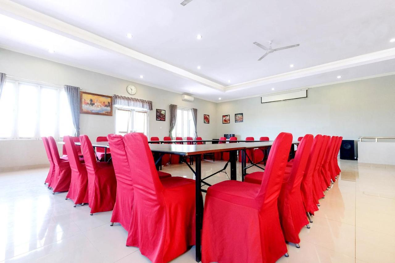 Reddoorz Plus @ Hotel Star 88 Tugu Luaran gambar