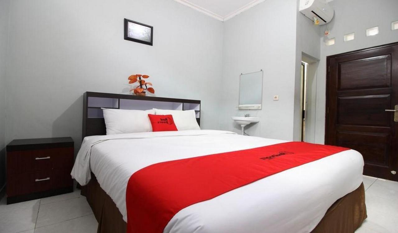 Reddoorz Plus @ Hotel Star 88 Tugu Luaran gambar