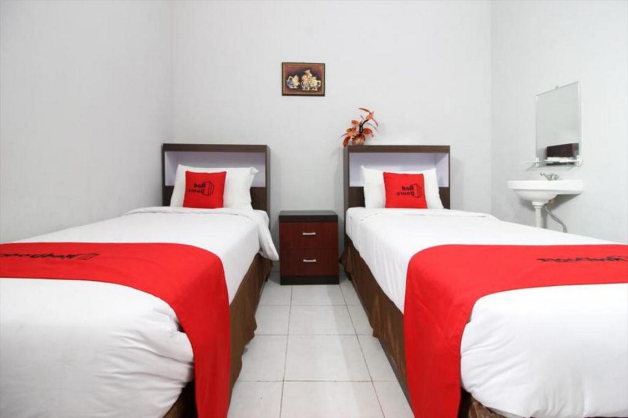 Reddoorz Plus @ Hotel Star 88 Yogyakarta Luaran gambar