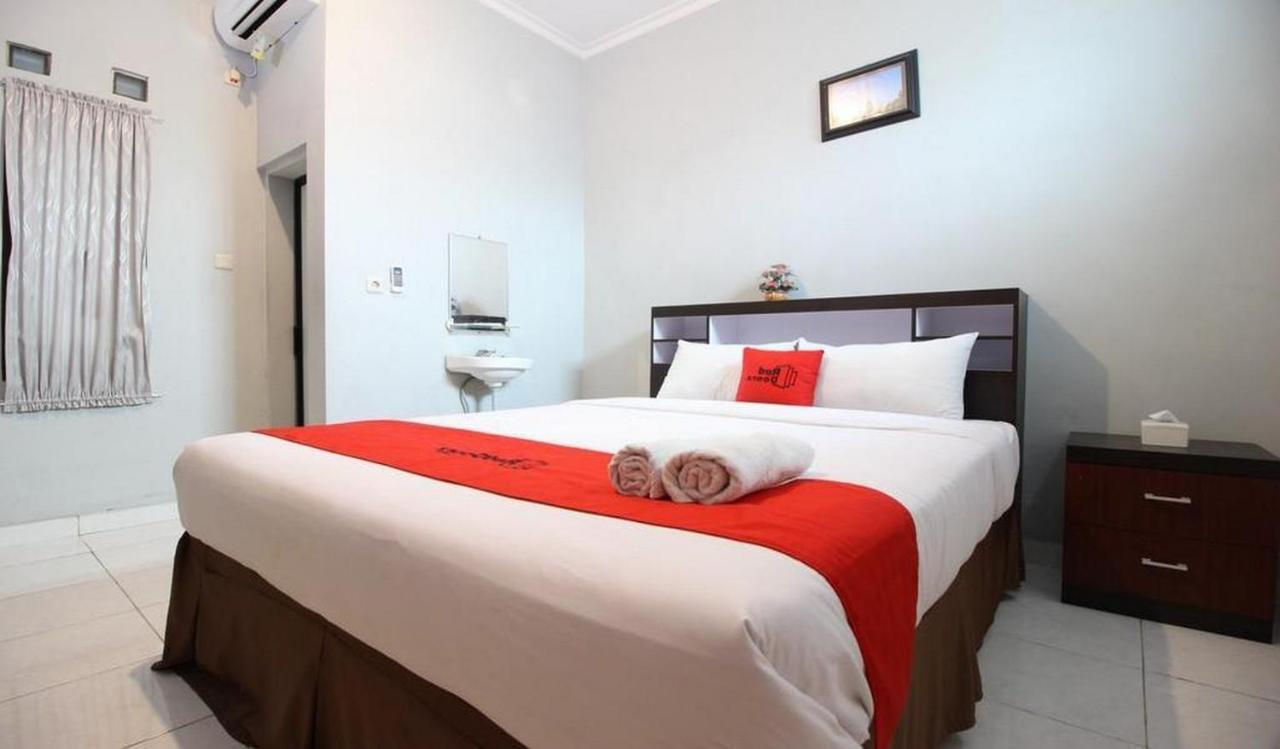 Reddoorz Plus @ Hotel Star 88 Tugu Luaran gambar