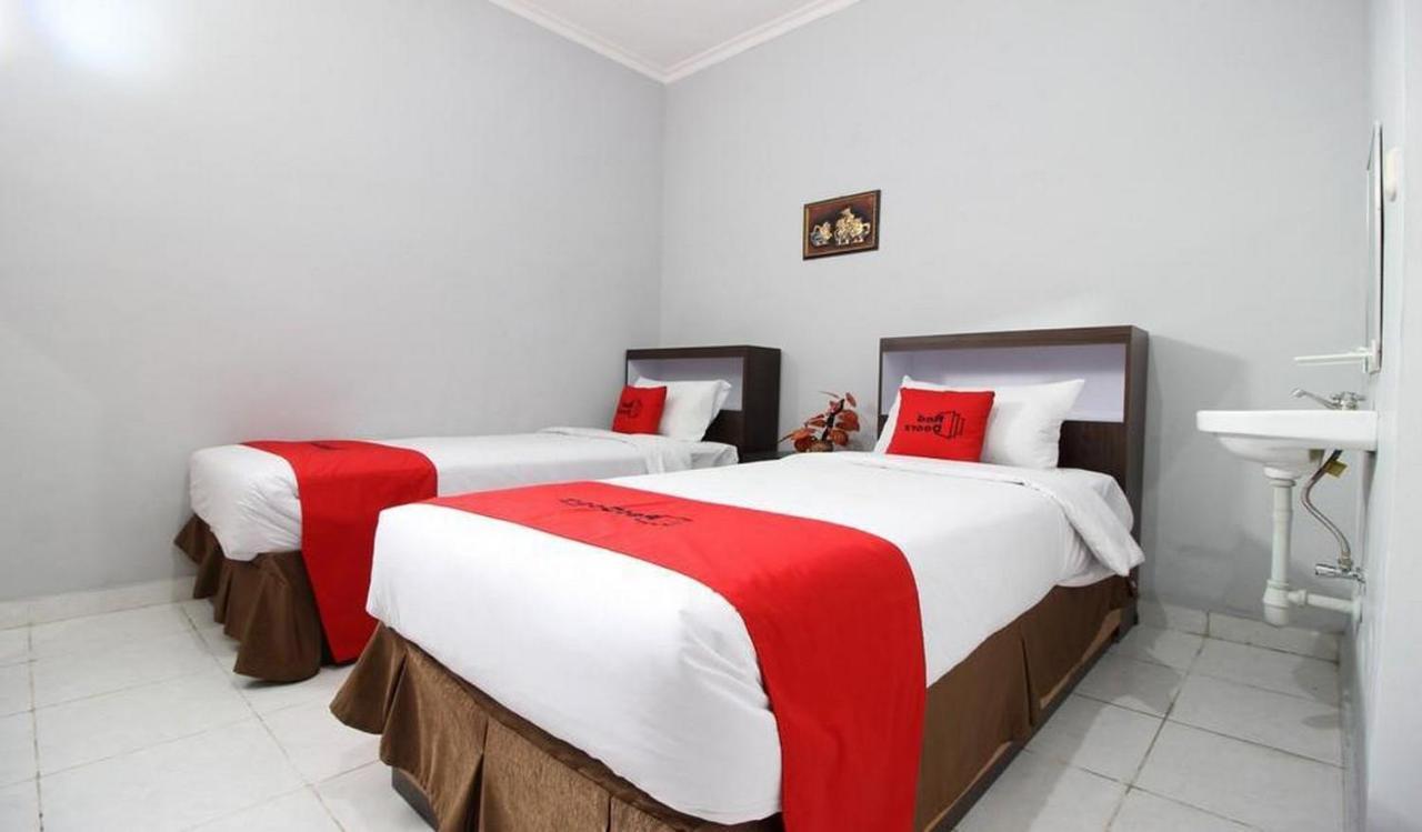 Reddoorz Plus @ Hotel Star 88 Tugu Luaran gambar