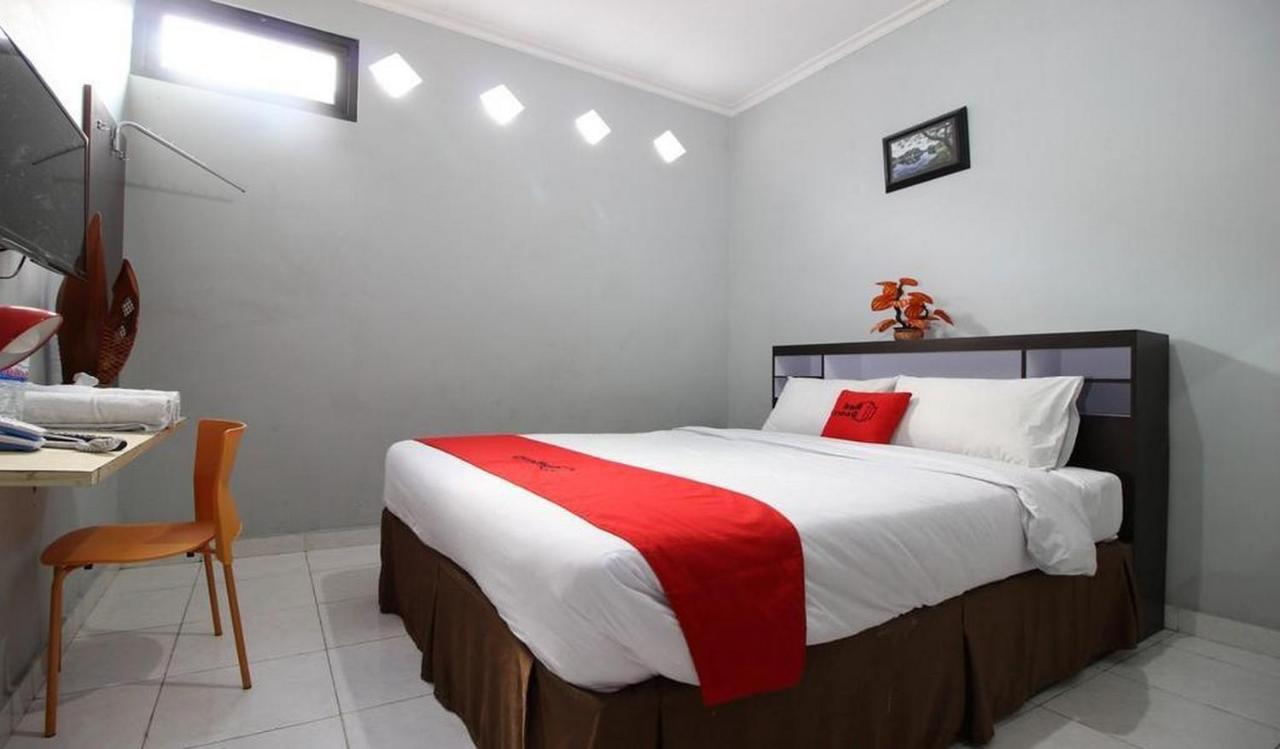 Reddoorz Plus @ Hotel Star 88 Tugu Luaran gambar