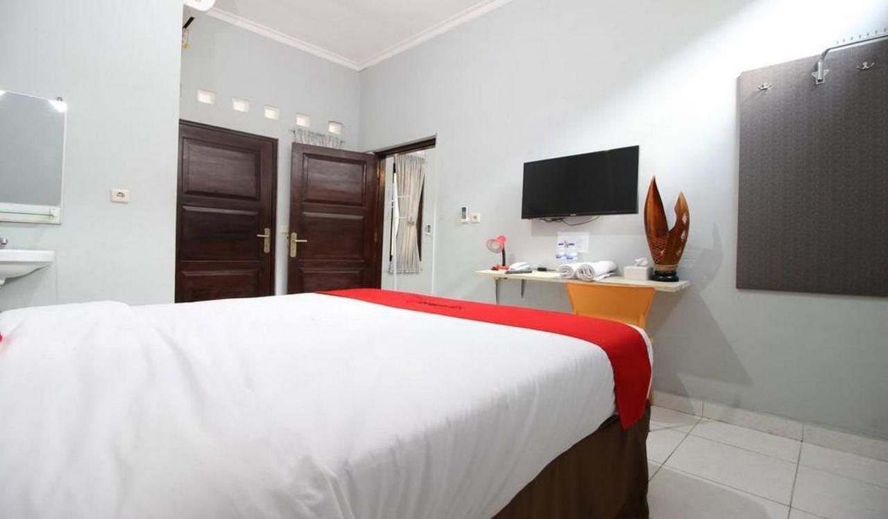 Reddoorz Plus @ Hotel Star 88 Tugu Luaran gambar